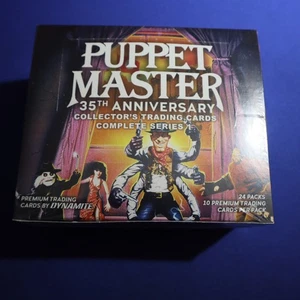 Puppet Master 35th Anniversary Trading Cards Collector Hobby Box FREE SHIP - NEU - Bild 1 von 3