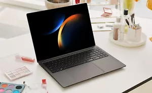 Samsung Galaxy Book3 360 13.3 FHD TOUCH 2.2GHz i7-1360P 16GB 512GB SSD Excellent - Imagen 1 de 6