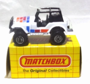 MJ7 Matchbox - Yellow Box - MB37 Jeep 4 X 4 - White - China - Picture 1 of 6
