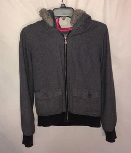 Blouson bomber à capuche Volcom Juniors XS gris/avec doublure rose bordure fausse fourrure - Photo 1/8