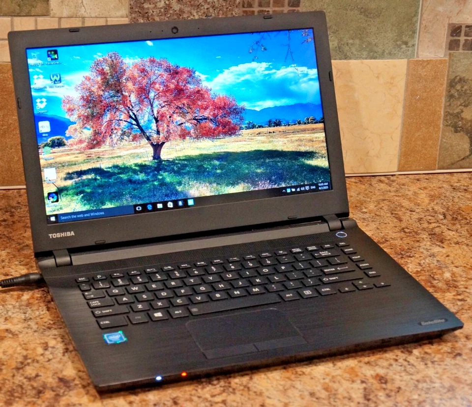 Toshiba Satellite CL45-C4332@2.16GHz,2GB RAM 32GB Storage.Works/READ - Image 1 of 4