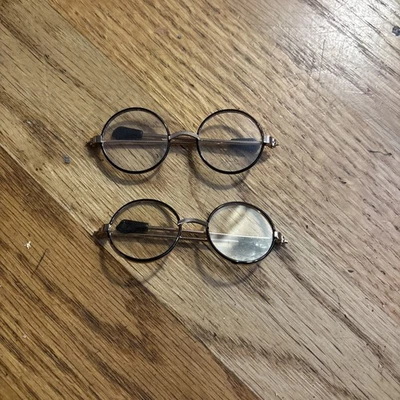 American Girl 18" Doll Retired Molly Original Meet Outfit Glasses without Case - Image 1 of 2