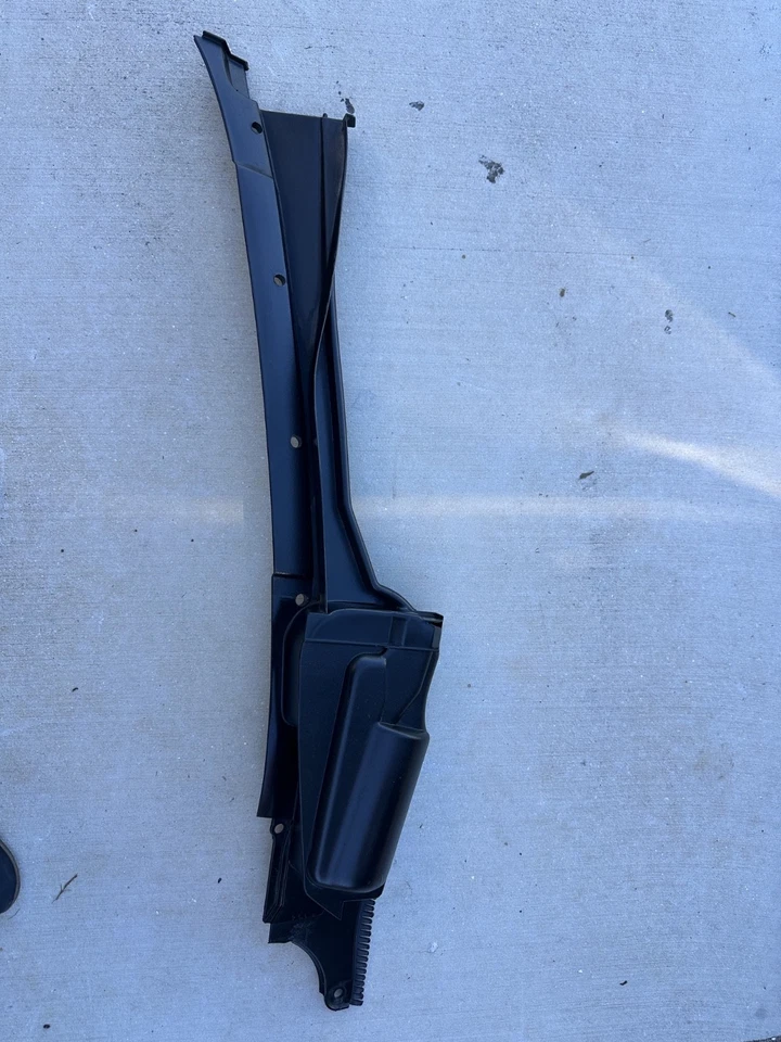 1998 MERCEDES-BENZ S320 W140 FRONT WINDSHIELD WIPER MOTOR COVER COWL - LEFT OEM - Image 1 of 4