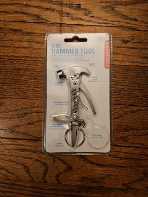 Mini herramienta de martillo de madera Kikkerland 7 en 1 multiherramienta mini martillo KR13 Foto 1 de 2