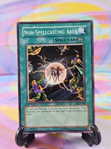 Yu-Gi-Oh TCG Card | Non-Spellcasting Area DCR-043 First Edition LP - Picture 1 of 2