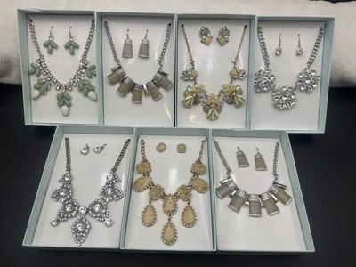 7 CONJUNTOS DE Conjunto de bisutería de diamantes de imitación collar de 18", pendientes accesorios K&M Foto 1 de 4
