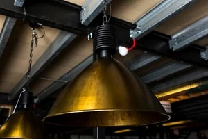 LARGE INDUSTRIAL STYLE PENDANT LIGHT IN ZINC AND ANTIQUE BRASS - Picture 1 of 20