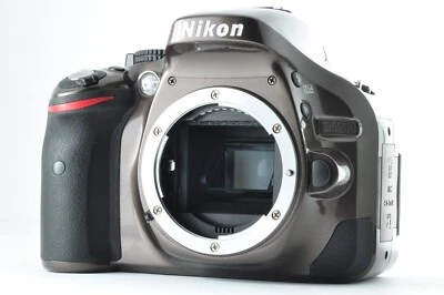 Nikon D5200 Digital Camera AF-S DX 18-55mm, 55-300mm Lens, Shutter count 2024!! - Image 1 of 4