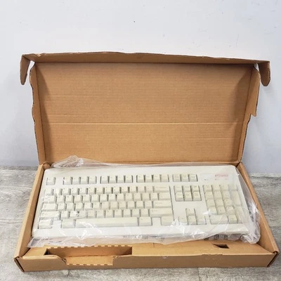 Vintage Compaq RT101 Mechanical Clicky Keyboard -Wired- In Box - Image 1 of 4
