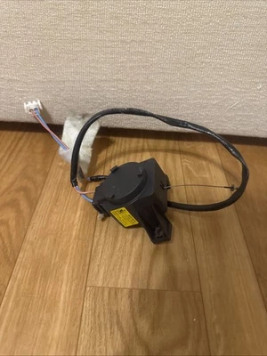 Retractor de motor de drenaje Midea MLV45N1BWW para lavadoras Midea Foto 1 de 2