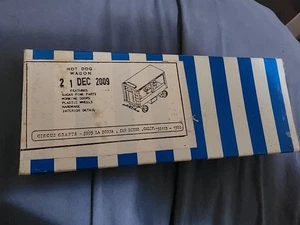 Circus Crafts HO Scale Hot Dog Wagon Kit - Bild 1 von 2