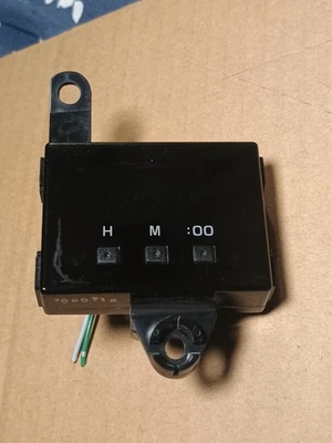 Toyota T100 OEM Digital Clock TESTED 1993-1998 Part# 83910-34010 Green Numbers - Image 1 of 4