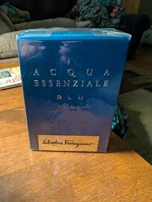 Salvatore Ferragamo ACQUA ESSENZIALE BLU PERFUME para hombres 3,4 OZ 100 ML EDT SELLADO Foto 1 de 4