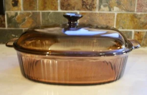 Vision Corning Ware Amber 4 Liter Casserole Dutch Oven Roaster w/ Lid - Picture 1 of 4