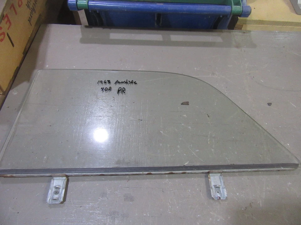 Pontiac Catalina 1963 1964 4 puertas poste sedán puerta cristal transparente montaje en pista PR Foto 1 de 1