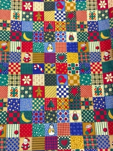Vintage Christmas Patchwork Quilting Cotton Fabric 31x44 Cranston Cheater Quilt - Picture 1 of 9