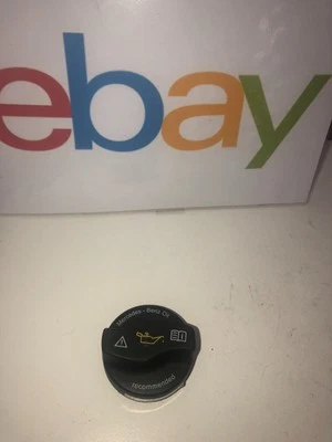 Genuine Mercedes-Benz M270 M271 M272 Petrol Engine Oil Filler Cap A0000101685 - Image 1 of 3