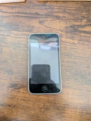 Apple iPhone 3G 16GB Black A1241 for Parts or Repair - Image 1 of 2