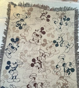Manta de tapiz de Mickey Mouse de los parques de Disney/afgano 45" x 60" - Imagen 1 de 6