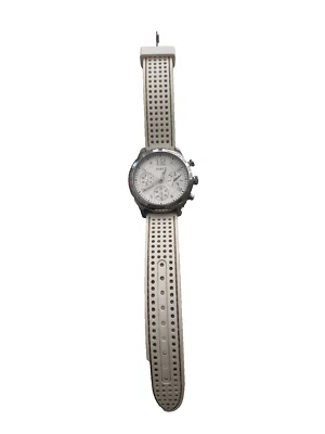 Guess Women's U1025L1 Casual Chronograph White Silicone Watch new battery - Image 1 of 4