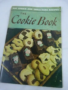 Vintage THE COOKIE BOOK 1949 Culinary Arts Institute Ruth Berolzheimer Booklet - Foto 1 di 4