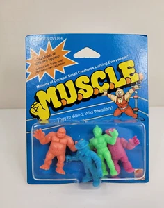 Mattel M.U.S.C.L.E. 1985 vintage Confezione Quattro Figurine Uomo Sigillate - 4 Figurine - Multicolore - Foto 1 di 6