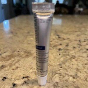 NeoStrata Skin Active Matrix Support SPF 30 (0.17oz Trial Size) *NEW / SEALED - Picture 1 of 1
