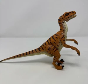 Figurina Snap Jaw Velociraptor JP18 Jurassic Park Il Mondo Perduto 1997 Hasbro FUNZIONANTE - Foto 1 di 5