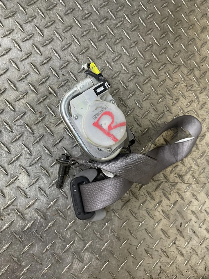 2003-2009 Toyota 4runner 4 runner Passenger Seatbelt Retractor Oem Tested Foto 1 de 4