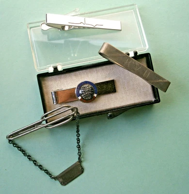 (4) Vintage Sterling Silver Tie Clips, 1 3/4 in. to 2 in. wide, weigh 30 grams - Image 1 of 4