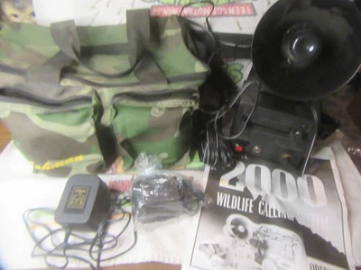 Lohman 2000 Wildlife Calling System with Camo bag Works Great - Image 1 of 4