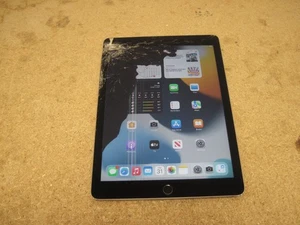 DAMAGED APPLE iPAD AIR 2 16GB WIFI SPACE GREY MGL12B/A A1566 (RN9662) - Picture 1 of 20