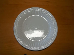 Oneida Casual Settings APHRODITE WHITE Salad Plate 7" Ribbed  4 available - Picture 1 of 4