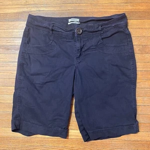 Dockers Shorts Size 4 Dark Blue Bermuda Pockets Mid Rise Curvy 10” Inseam - Picture 1 of 11