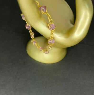 Brazalete de cadena de eslabones de cuarzo amatista tono dorado Foto 1 de 4