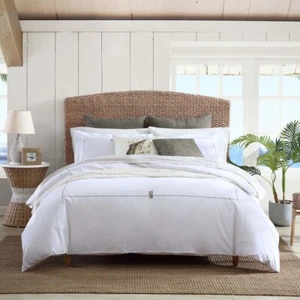 Tommy Bahama Pineapple Resort White / Palm Green Quilt Cover Set 3 Bed Sizes - Picture 1 of 3