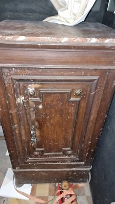 Coffre fort incombustible ancien vintage "LERICHE" avec clef état satisfaisant - Photo 1/3