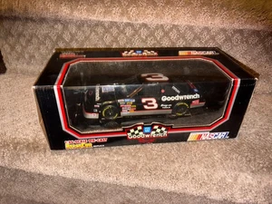 Racing Champions 1:24 #3 Dale Earnhardt Goodwrench Lumina New in Box - Picture 1 of 2