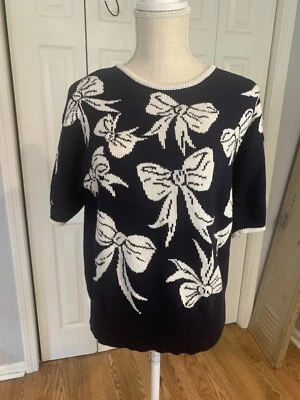Vintage Marisa Christina Classics Women's Navy/ White Bows SS Sweater Size M - Image 1 of 4