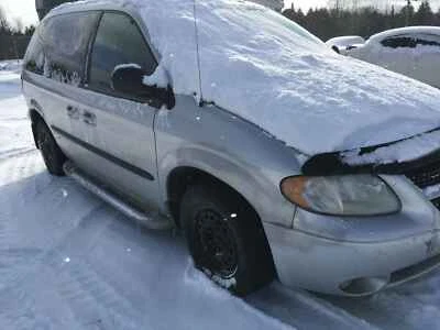 Used Starter Motor fits: 2003 Dodge Caravan 3.3L pin-narrow type connector Grade — 第 1/4 张图片