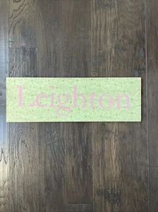 Pottery Barn individuelle Wanddekoration Plakette Leighton kostenloser Versand - Bild 1 von 2