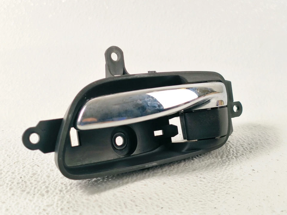 13-20 NISSAN PATHFINDER DELANTERO IZQUIERDO LADO DEL CONDUCTOR INTERIOR MANIJA DE PUERTA BISEL OEM Foto 1 de 3