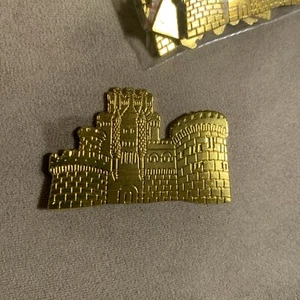 Krewe Excalibur Castle Die-cut Mardi Gras Doubloon New Orleans 20th Anniversary - Picture 1 of 2