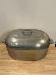 Vtg Magnalite GHC Roaster Dutch Oven 20-3/8” x 12-1/4” 17qt Cookware USA Trivet - Picture 1 of 6