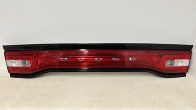 Luz trasera central montada en el maletero Dodge Charger 2011-2014 lámpara de freno OEM 57010652 Foto 1 de 4