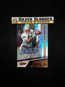 2010 Aaron Hernandez Panini Absolute Spectrum Auto /199 #101 RC Rookie Patriots - Picture 1 of 2
