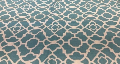 WAVERLY SERIGRAFIA HOME DEC TURQUESA-CREME LINDA TRELIÇA, 56"- 1/2 JARDAS - Imagem 1 de 2