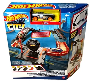 HOT WHEELS City Expansion Track Pack 10 Piece Set with 1 Hot Wheels Car - Picture 1 of 1