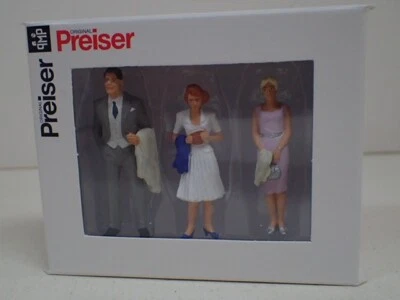 Preiser Passanten Anzug Kleid Reisende Fahrgast 63068 Spur 1 OVP 1:32 3 Fig - Bild 1 von 2