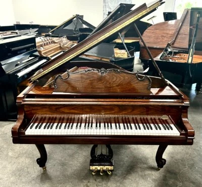 Piano de cola Steinway M Louis XV 1996 nogal polaco 5'7" Foto 1 de 4